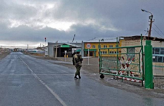 烏茲別克軍隊在爭議邊界地區開槍，造成3名吉爾吉斯公民死亡。(圖取自推特)