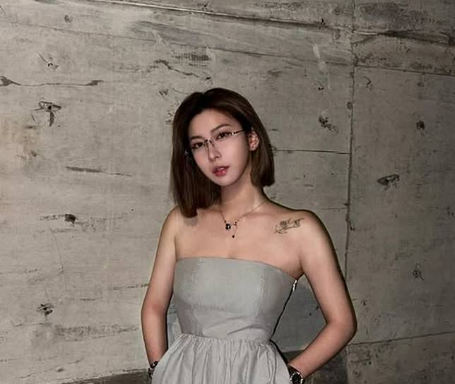 林暄穎刺青先斬後奏。(圖/IG@juliaxlln)
