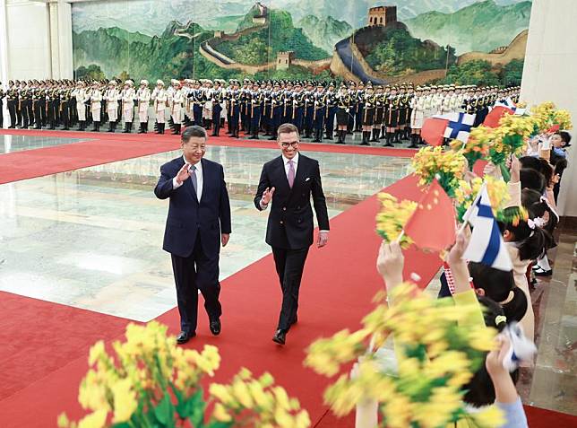 Chinese President Xi Jinping holds a welcoming ceremony for Finnish President Alexander Stubb, who is on a state visit to China, in the Northern Hall of the Great Hall of the People prior to their talks in Beijing, capital of China, Oct. 29, 2024. Xi held talks with Stubb in Beijing on Tuesday. (Xinhua/Wang Ye)