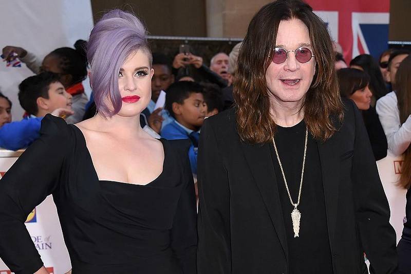Kelly ลูกสาว Ozzy Osbourne ปัดข่าวลือที่ระบุว่าคุณพ่อของเธอนอนรอความตายอยู่บนเตียงแล้ว | Tero Radio | LINE TODAY