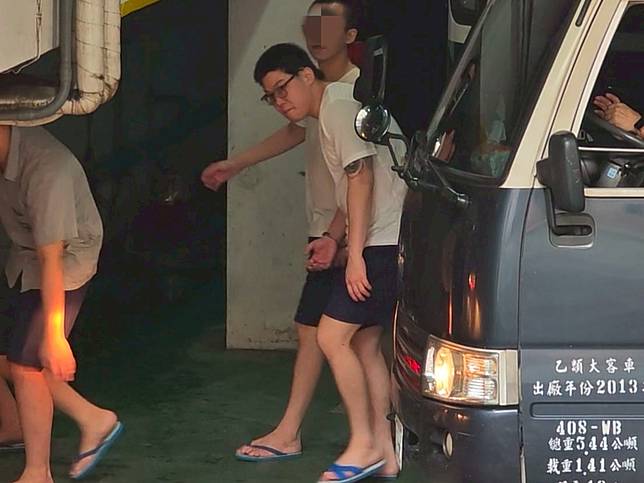 易沛人頭公司負責人簡嘉宏。呂志明攝