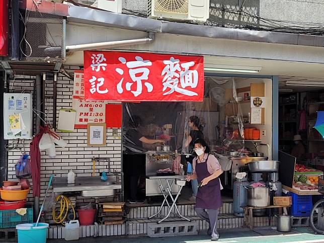 梁記涼麵被檢出大腸桿菌群超標。（圖片來源：北市衛生局提供）