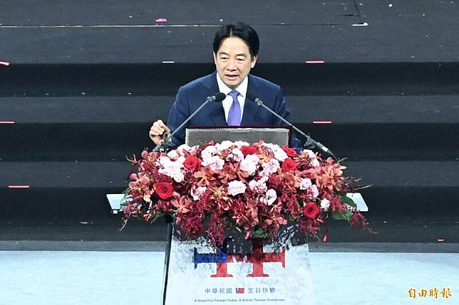 總統賴清德今天於國慶晚會上致詞。(記者胡舜翔攝)