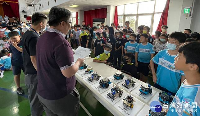 第二屆嘉義縣校際盃創意機器人交流賽，共有147隊、343人報名參賽／陳致愷翻攝