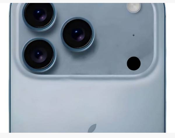 iPhone 17 Pro天空藍搭配全新的鏡頭模組，讓設計與前幾代截然不同。(圖／翻攝majinbuofficial)