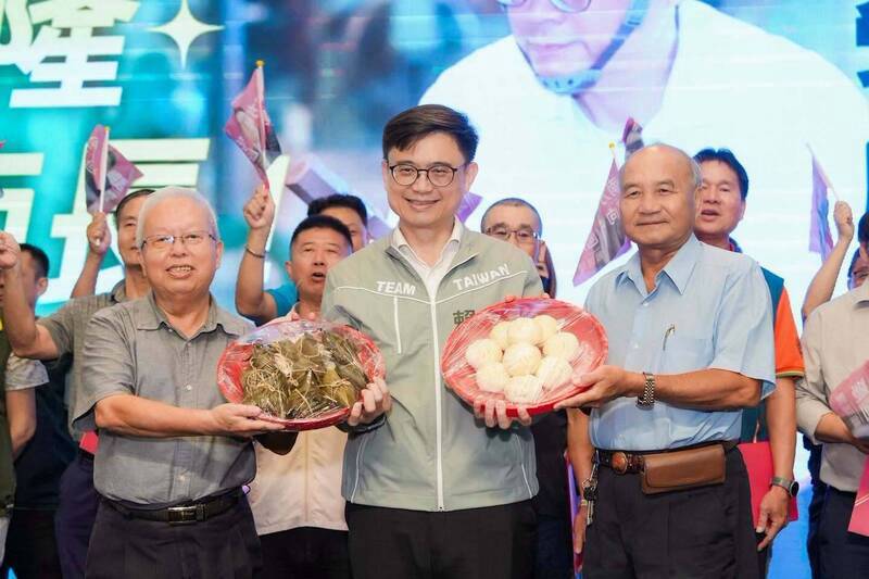 賴清德宣布明年普發1萬 賴瑞隆支持並捐作公益 | 自由電子報 | LINE TODAY