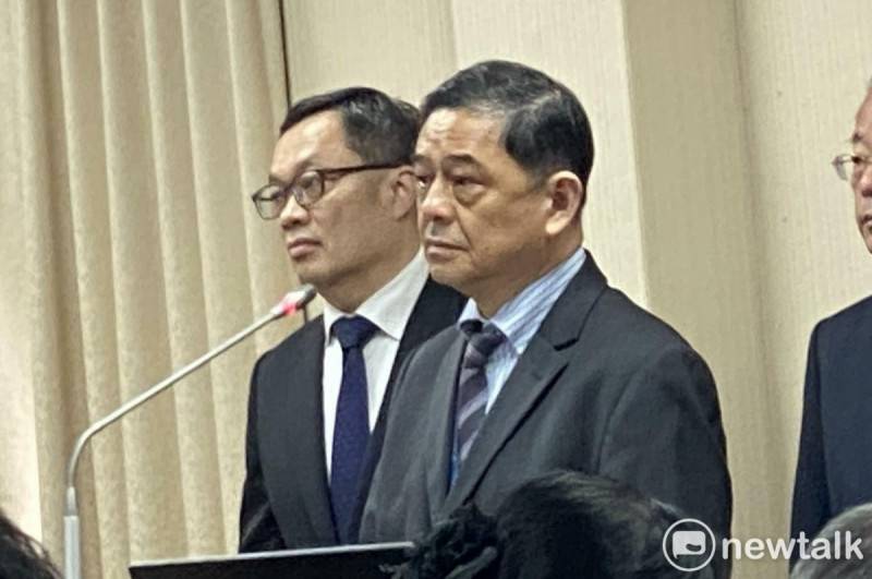 共諜案不查吳釗燮、徐巧芯問「他是何仁傑同事？」 外交部尷尬回：是 | 新頭殼 | LINE TODAY