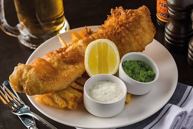 Fish and chips at London House (Photo: Courtesy of Dining Concepts)