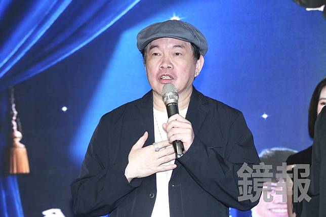 康康與黃大煒是摯友。董孟航攝