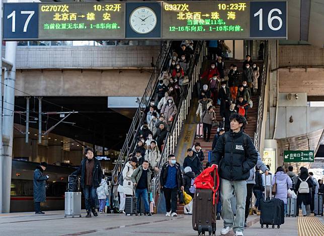 Passengers are pictured at Beijing West Railway Station in Beijing, capital of China, Jan. 14, 2025. The Spring Festival travel rush of this year started on Tuesday and will last til Feb. 22. (Xinhua/Xu Hongyan)