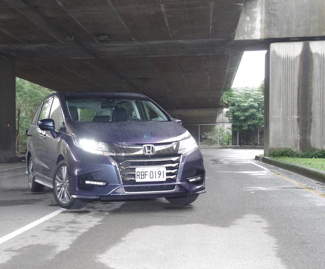 隔了 2 年半，Honda 終於針對 Odyssey 在台灣推出小改款。