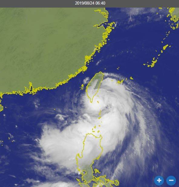 氣象局預估，白鹿中午之後至下午間，颱風中心從台東至恆春半島間登陸的機率較大。(圖翻攝自氣象局)