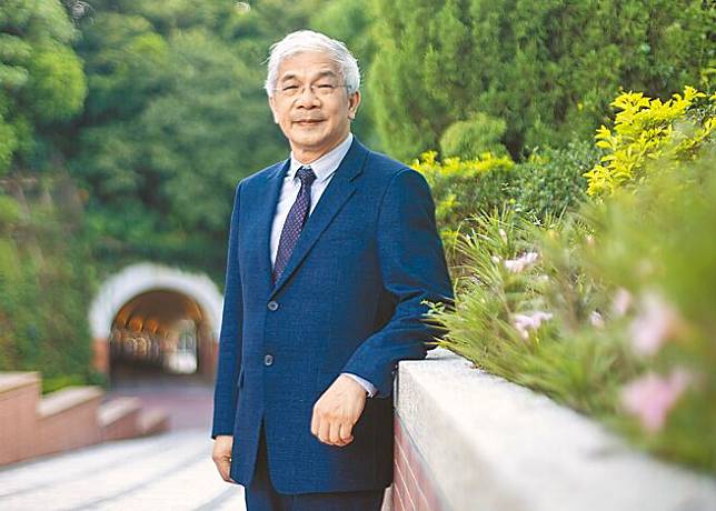 世新大學新校長陳清河接受本報專訪，分享世新大學近幾年的建設和對於未來的展望。（趙雙傑攝）