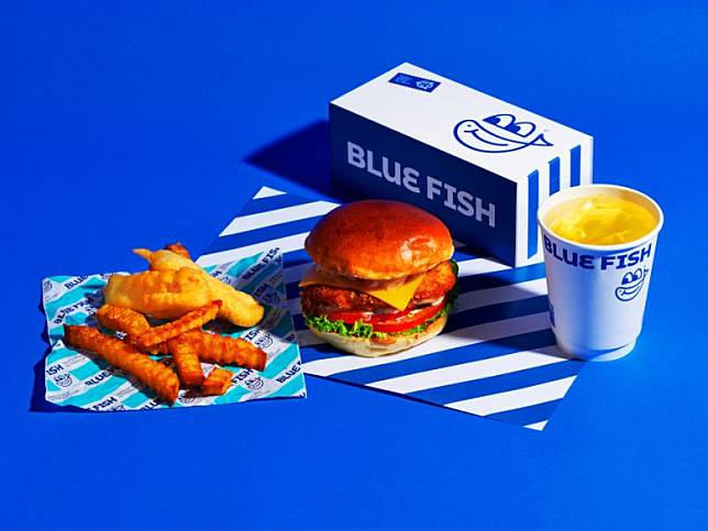 安永集團推出新餐飲品牌「樂魚BLUE FISH」，為台灣首家台灣魚漢堡專賣店，圖為香柚和風石斑堡。（圖片來源：安永生活事業股份有限公司提供）