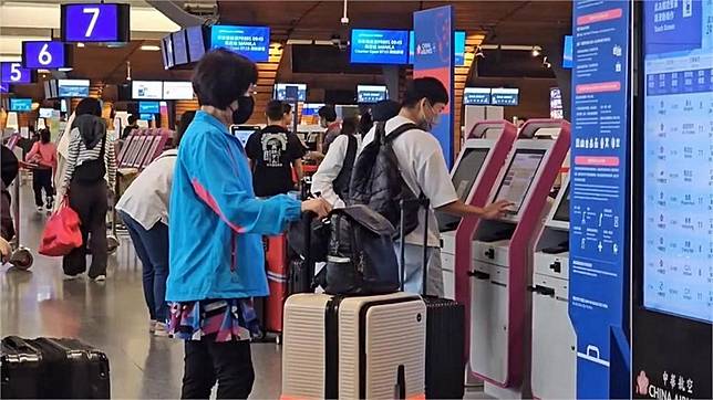苦苓點名10國「不宜獨遊」！揭「這地」隨時盤查手機：拒給密碼抓起來