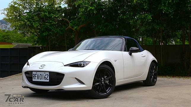 Mazda MX-5 RS