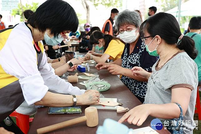 桃竹苗分署為讓婦女掌握就業資源並順利重返職場，舉辦「媽媽我挺你攜手向前行」活動。(資料照片)