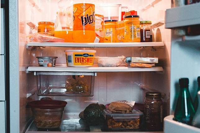 專家表示「菜要放涼再進冰箱」是個誤會。（圖／翻攝自Unsplash）