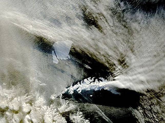 A23a自去年9月快速瓦解。圖／翻自《Visegrád 24》X