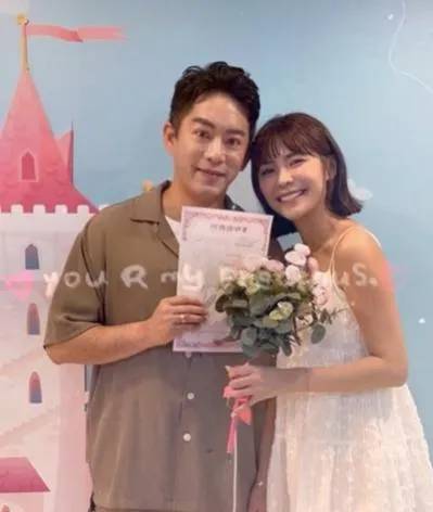 Junior與林萱瑜結婚了！（圖／翻攝自IG@kininii）