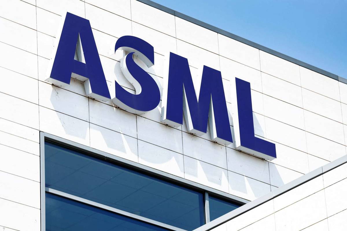 ASML Q4 Orders Surge Amidst DIPSEC's AI Chip Entry - News Directory 3