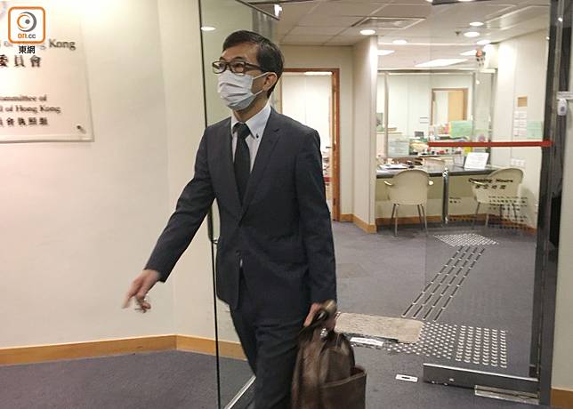 醫委會今裁定皮膚科專科醫生何家強專業失德罪成，需從醫生名冊除名1個月，緩刑6個月。 (區慧盈攝)