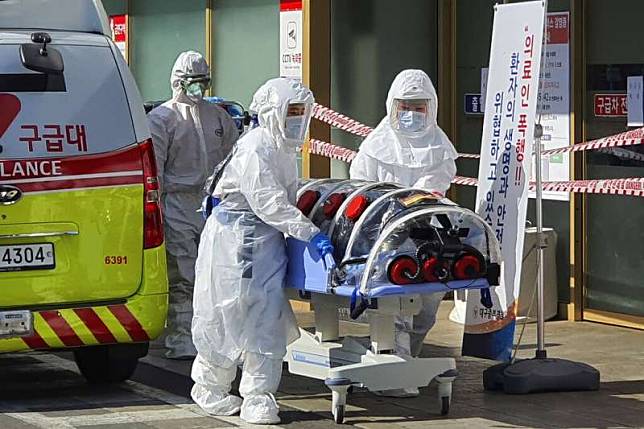 南韓21日宣布新增52例武漢肺炎確診病例，全國共計感染人數來到156例。（美聯社）