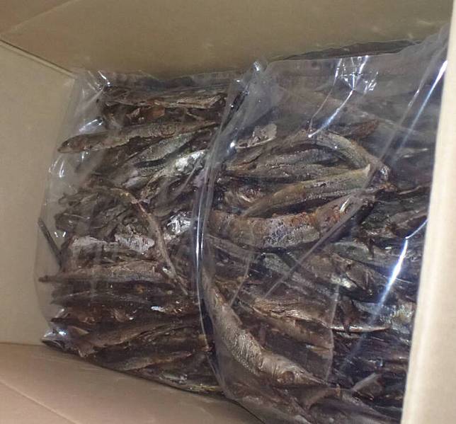 食藥署公布最新邊境檢驗不合格名單，其中一批自日本進口的秋刀魚乾遭檢出一級致癌物「苯(a)駢芘」每公斤達80.6微克，超標近40倍。(食藥署提供)