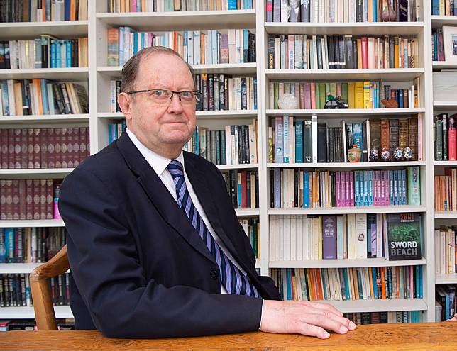 John Ross, former director of economic and business policy of London, receives an interview with Xinhua in Potters Bar, Britain, June 18, 2019. (Xinhua/Ray Tang)