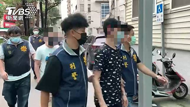 涉嫌強盜罪的林男等3人遭警方移送法辦。（圖／TVBS）