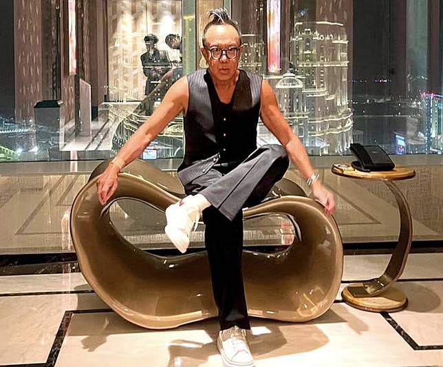 資深音樂人黃大煒日前驟逝，享壽61歲，震驚演藝圈。（圖／翻攝Vicky IG）