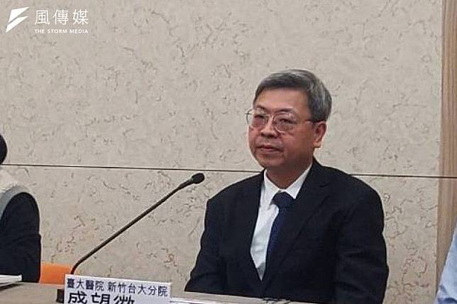 台大醫院新竹分院副院長盛望徽表示，感染新冠肺炎合併感染長新冠（long-COVID）的機率約達2成。（黃天如攝）