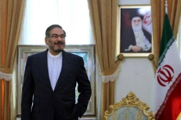 伊朗最高國家安全委員會秘書夏卡尼將於16日訪問阿拉伯聯合大公國。(圖取自推特)