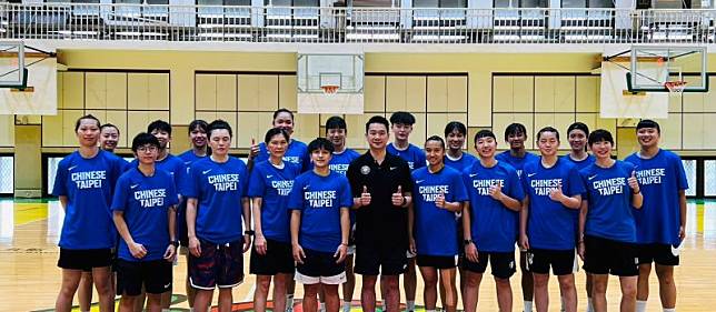 2023年U19世界盃中華女籃今上午在淡水國泰人壽女籃隊體育館完成報到開訓。籃協提供