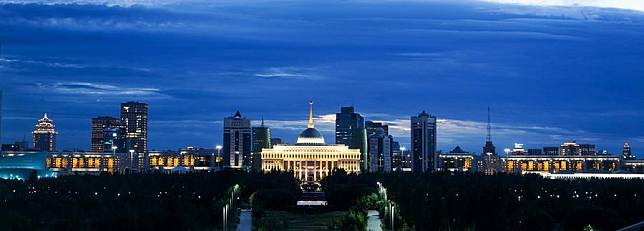 This photo taken on July 2, 2024 shows the Ak Orda Presidential Palace and surrounding buildings in Astana, Kazakhstan. (Xinhua/Wang Jianhua)