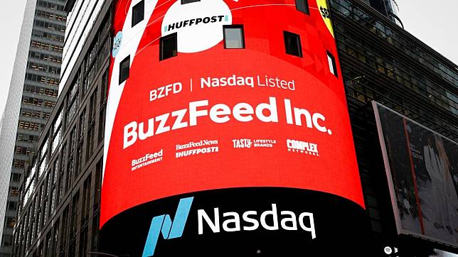 網路新聞媒體公司BuzzFeed亦宣布，公司將會裁員15%，並且關閉旗下的新聞分支BuzzFeed News。