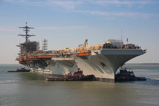 在紐波特紐斯造船廠進行5年換料複合大修的美國海軍尼米茲級核動力航空母艦「喬治華盛頓號(CVN-73)」。   圖：翻攝HII