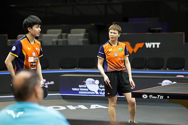 陳思羽（右）、林昀儒（左）止步杜哈挑戰賽混雙8強。（取自World Table Tennis）