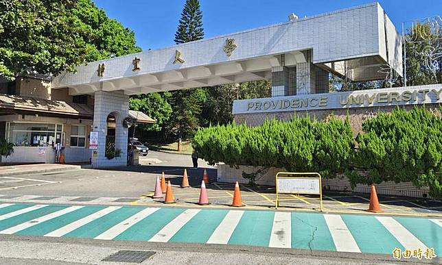 高鐵無線電訊號參數遭人複製冒用，警方查出靜宜大學男大生涉案。(記者張軒哲攝)