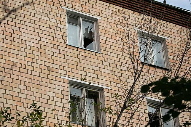 File photo taken on Aug. 23, 2023 shows the damaged building following a reported drone attack in Moscow, Russia.(Xinhua/Bai Xueqi)