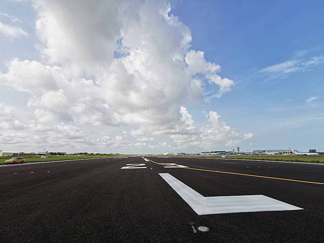 桃園機場第三航廈承攬爆出弊案，機電大廠東元智慧能源事業群總經理張松鑌列為被告限制住居。（圖：機場公司提供）