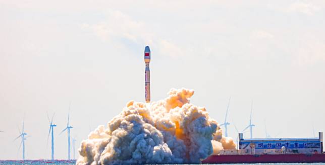 「香港青年科創號」衞星由捷龍三號運載火箭在山東海陽發射基地成功發射(中大提供)