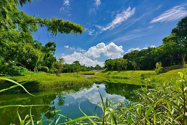 哈赫拿爾森林公園景色優美，是新年走春的好去處。（水利局提供）