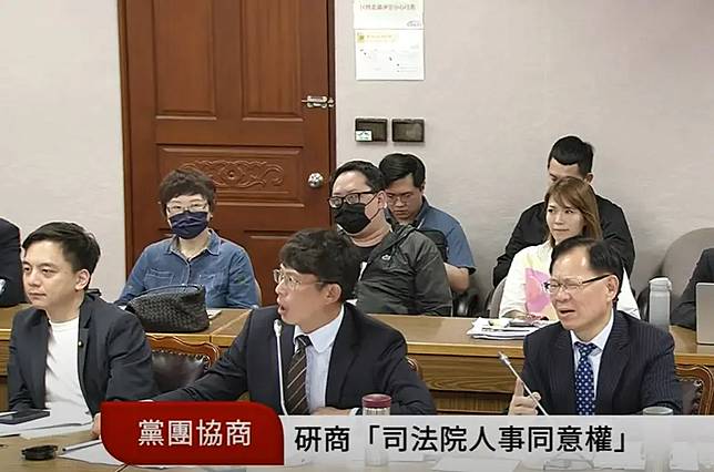 柯建銘協商扯柯文哲，還批黃國昌老愛用這招騙小草，黃國昌爆氣反嗆。（圖／翻攝立院ivod系統）