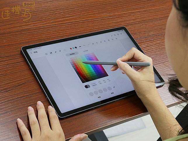 SAMSUNG學生平板多了IP68防水更耐用！Tab S9 FE通路最低價格一次看(2024.02)