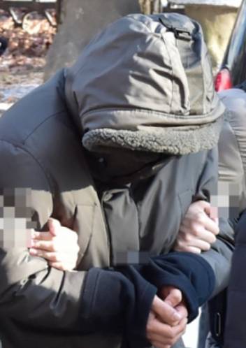 南韓 31 歲男子李基英涉嫌在不到半年內殺害2人，警方已公布其個人資訊。   圖：翻攝自環球網