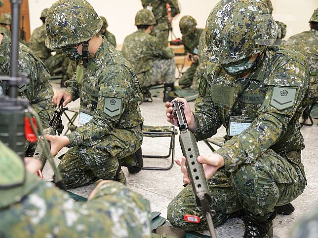 國軍人力短缺問題日益嚴峻。（圖：軍聞社提供）