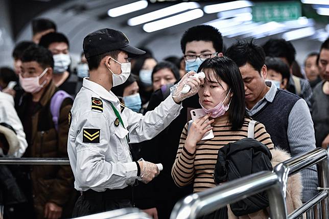 New China virus: Death toll rises amid epidemic fear