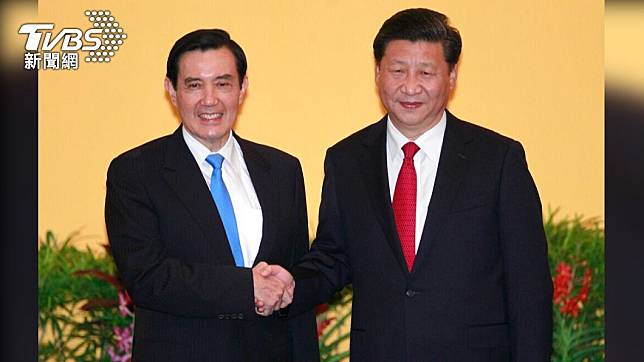 我國前總統馬英九（左）2015年與中國國家主席習近平會面。（圖／達志影像美聯社）