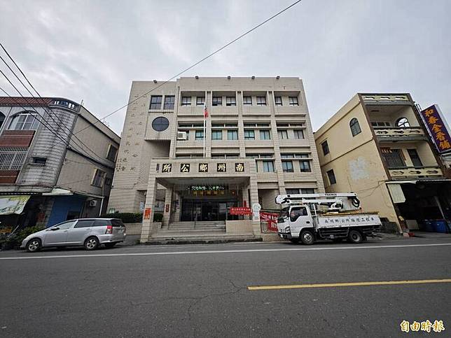 新埤隔壁的南州鄉人口也持續外流，兩鄉鄉代會席次將從11席大減至7席。(記者陳彥廷攝)